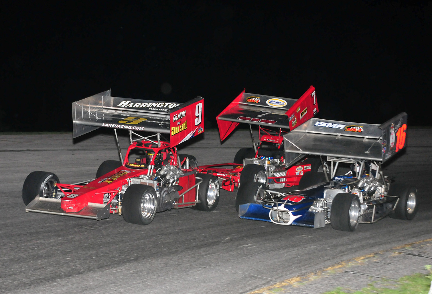 Some tight racing for a top ten survival here, with Ed Witkum Jr 9, Paul White 16 and Charlie Schultz 7.- Photo By JIm Feeney